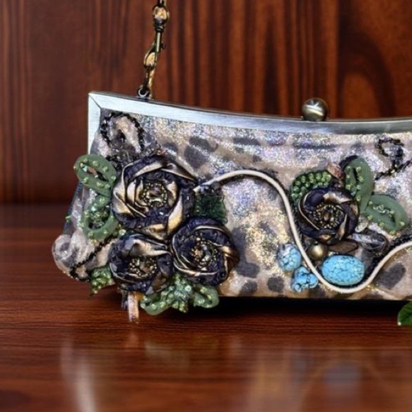 Vintage rare Mary Frances Bag,beaded,satin,kisslock,cottage core,Victorian green - Picture 3 of 10